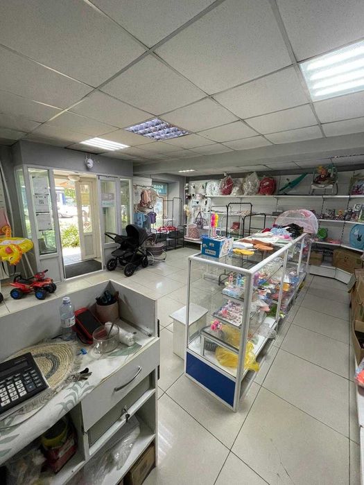 Продается магазин р-н пл.Ушанова