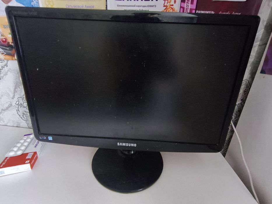 Продам монитор на запчасти