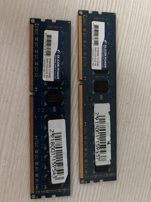 Оперативная память DDR3 по 4 Гб