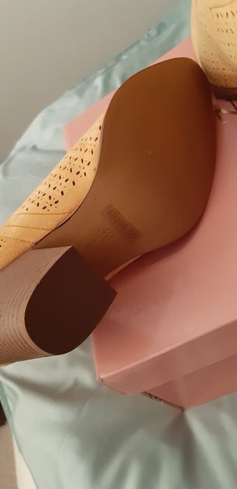 Ghete de vara dama,noi,perforate,superbe 39