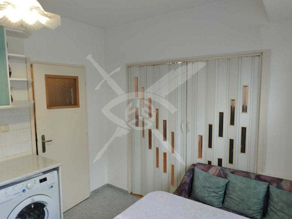 Дава се под наем Двустаен апартамент в София, Банишора - 68 кв.м за 498.27 € - Снимка #2