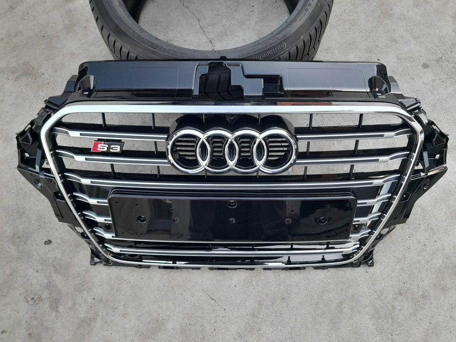 Grila bara fata audi A3 S3 fabricarie 2012 _ 2016