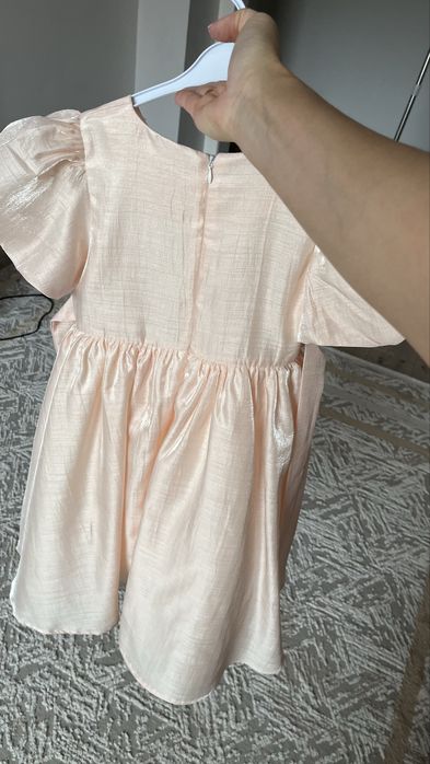 Продам нарядное платье