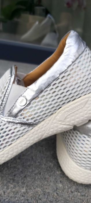 Дамски маратонки