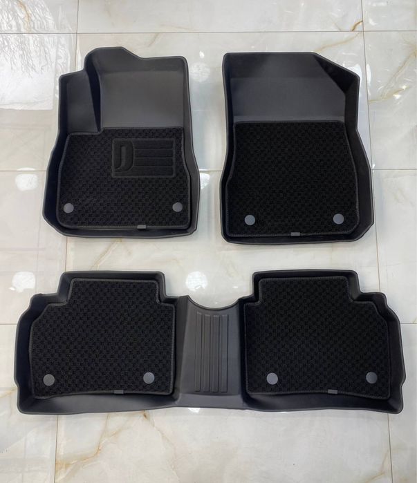 Tepe polik rezika gilam