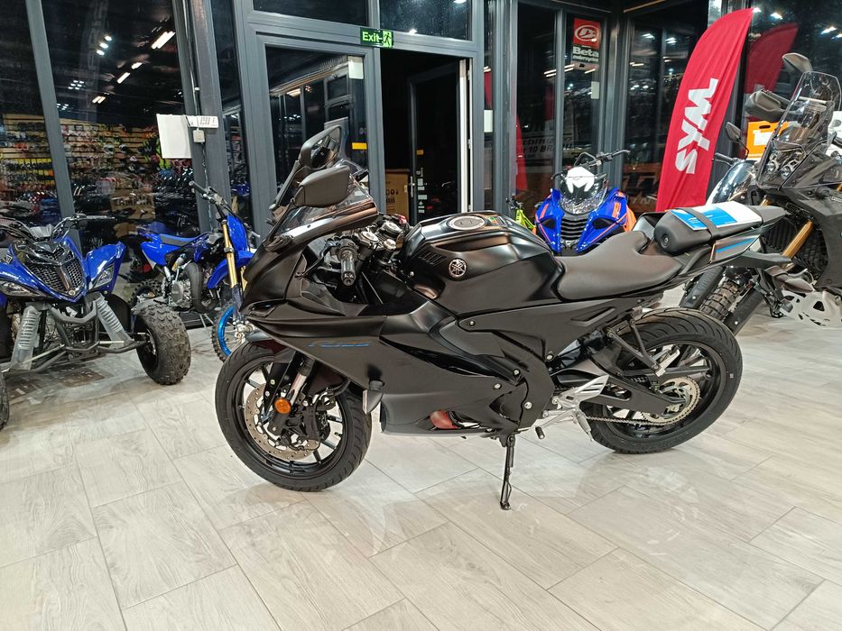 Yamaha YZF R125 model 2025 nou - livrare din stoc EST BIKE Campina