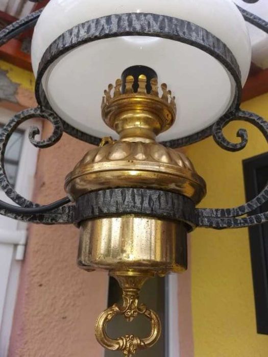 Candelabru din fier forjat