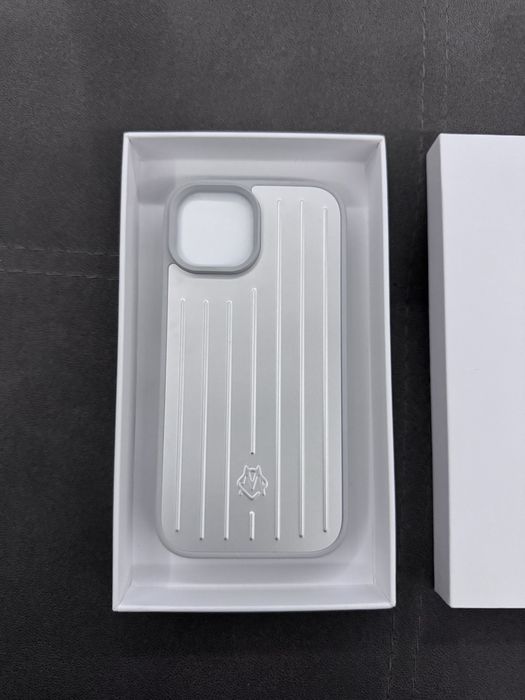 Калъф за телефон RIMOWA Iphone 15