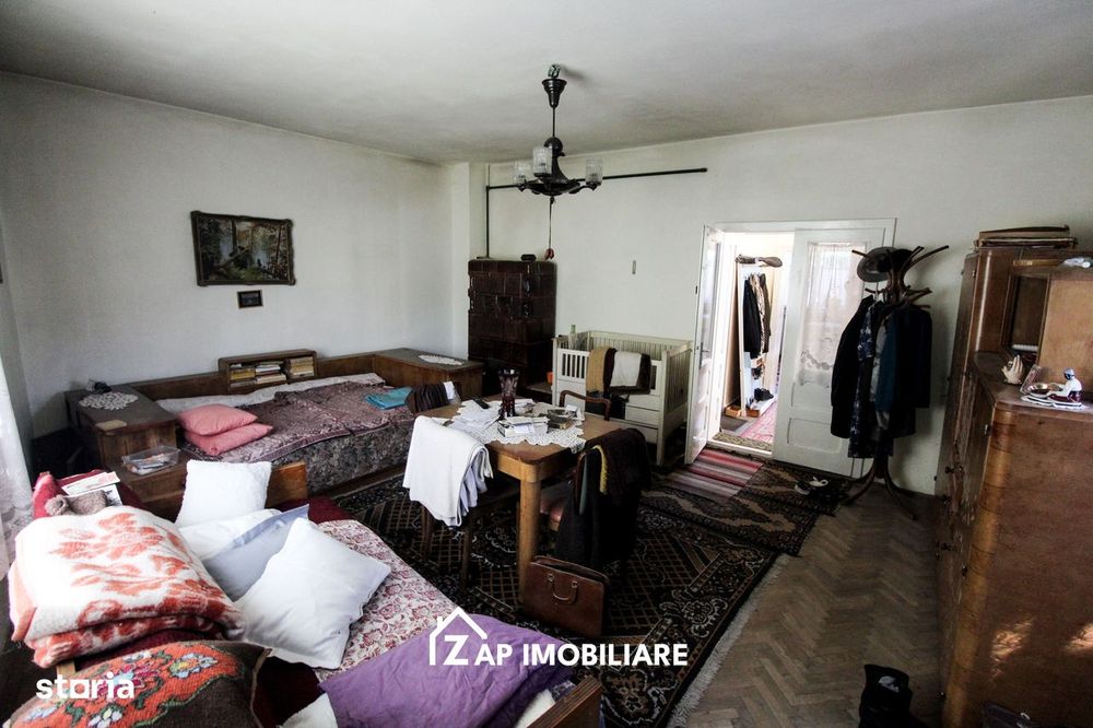 Cartierul 7 Noiembrie - Casă P+E Solidă - Singu