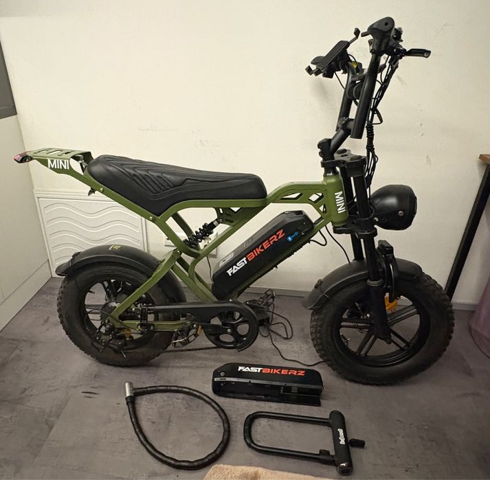 Bicicleta electrică cu 2 bateri și funcție Bluetooth import Olanda