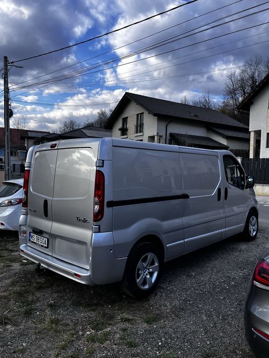 Renault Trafic 2.5, an 2012, impecabil