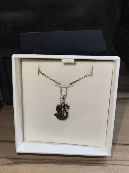 Колие на Сваровски