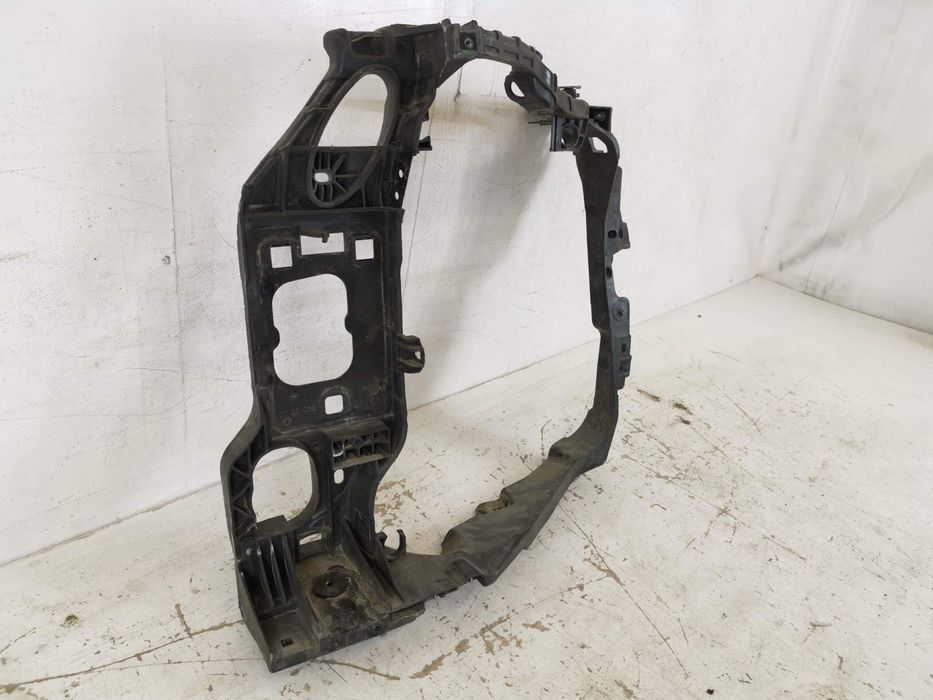 Порше Макан / Porsche Macan 1 [Ляв преден държач/опора в отлично ориги