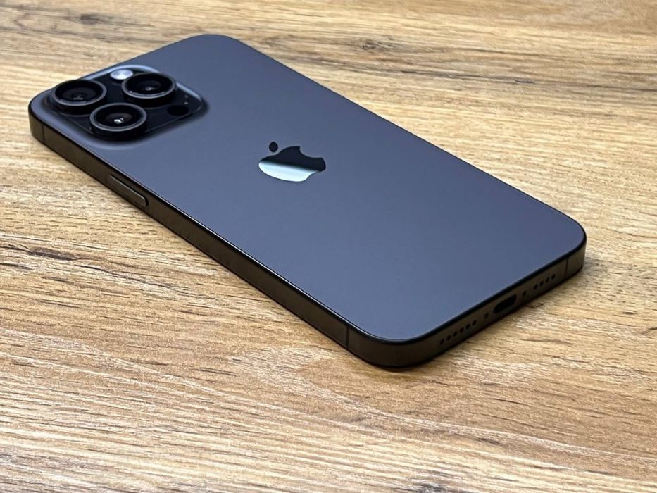 iPhone 15 Pro Max в рассрочку от $119 в месяц