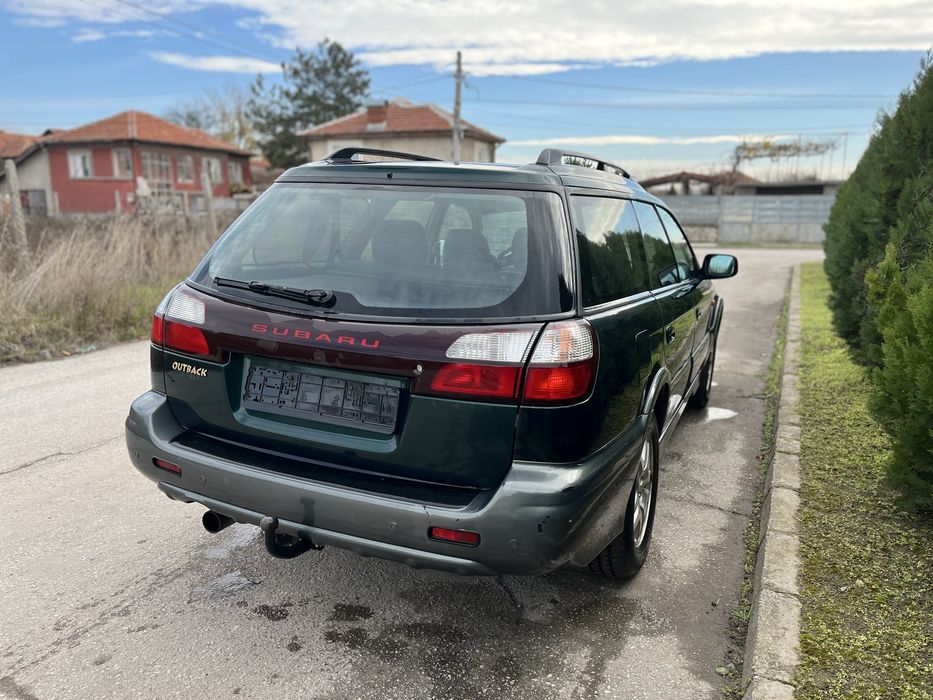 Subaru Outback на части