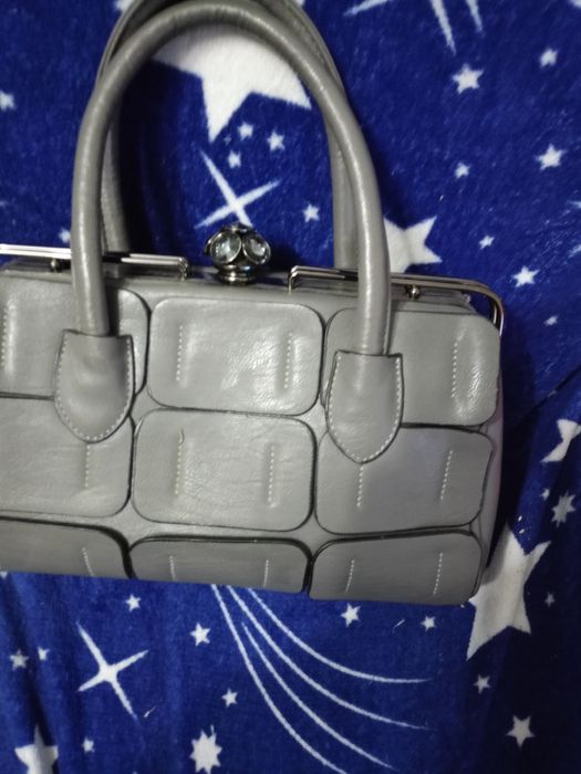Продам сумочку новую
