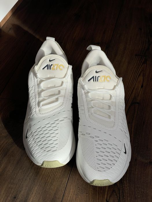 Nike Air Max 270 размер 37.5