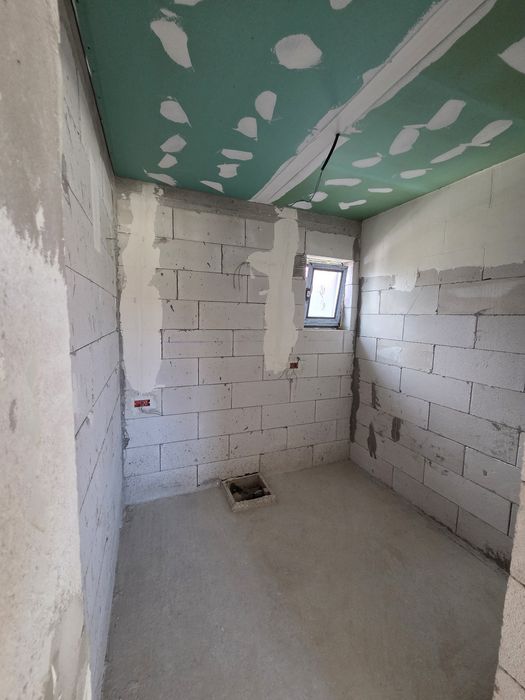 Vând casa Parter Agigea zona Moara