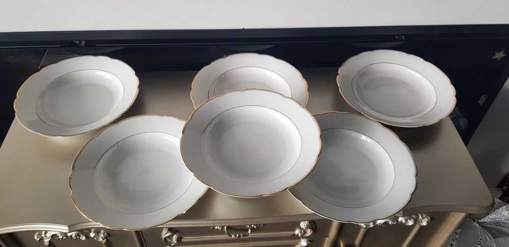 Servici vechi de masă din portelan Bavaria