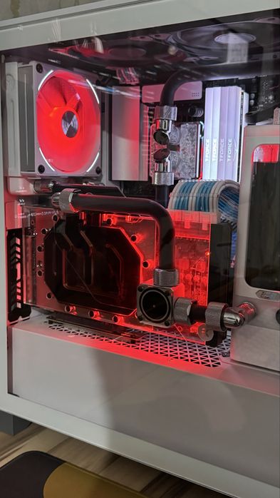 Супер воденой компютер