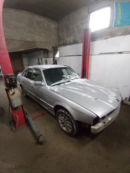 В разборе БМВ е34