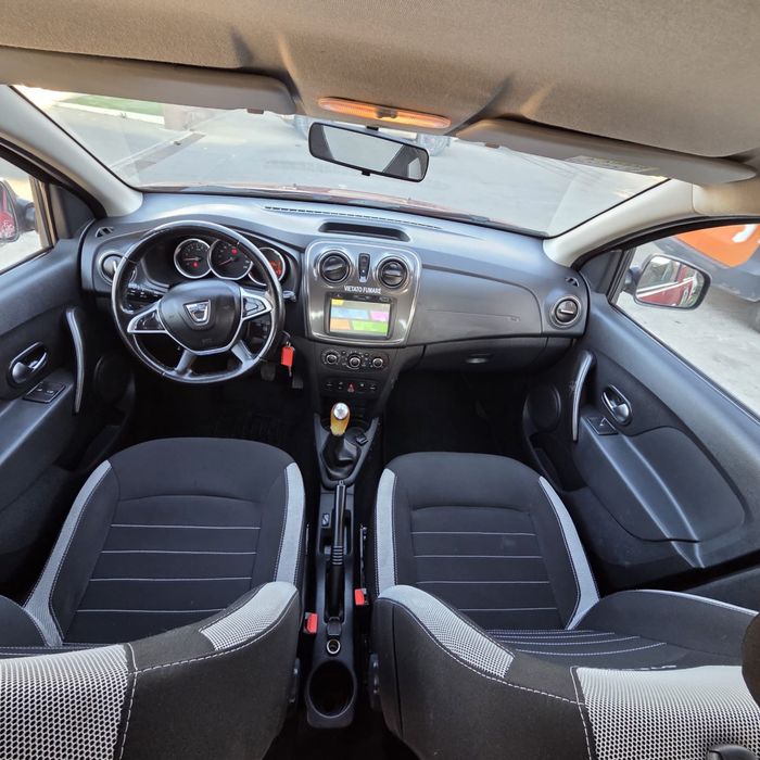 STEPWAY 1,5 BLUE DCI -An 2020 —-5800€