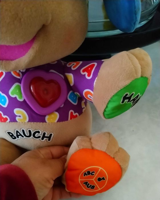 Продавам мека интерактивна играчка-кученце