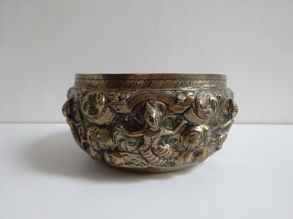 Bol hindus din argint pur - Rara si veche piesa din Tibet