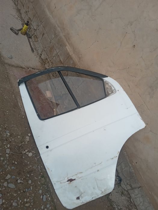 Дверь на газель.