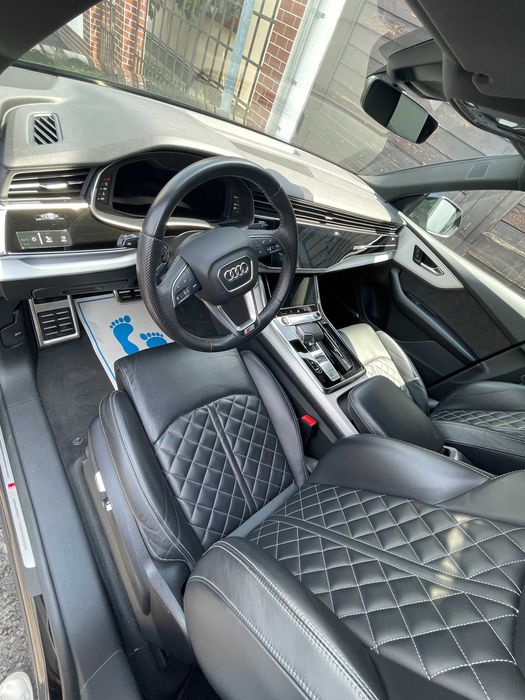 Audi SQ8 4.0 TFSI V8 Biturbo – 507 CP | Doar 16.700 km