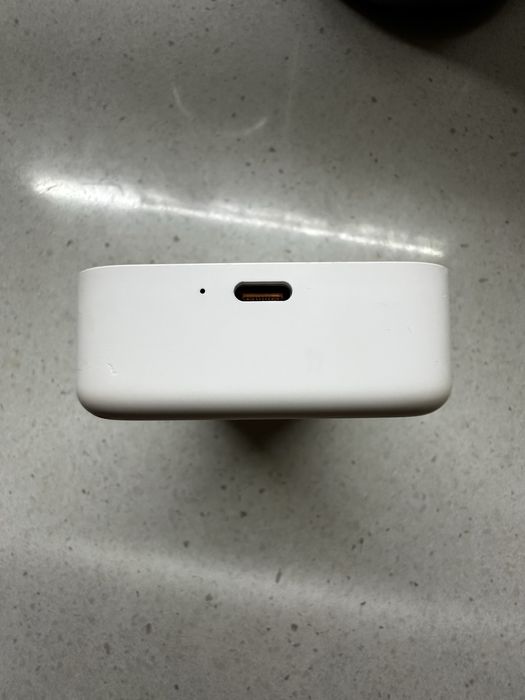 Продам акумулятор,зарчдка для Iphone