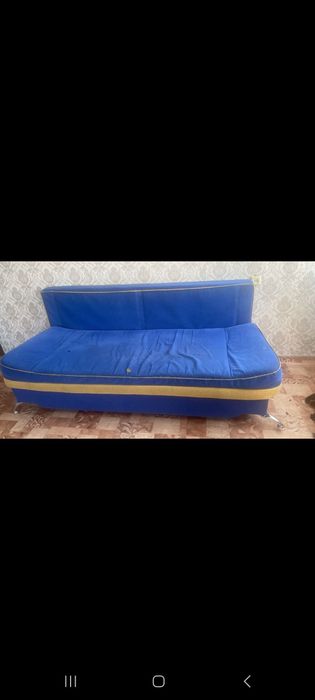 Продам диван  . . . .