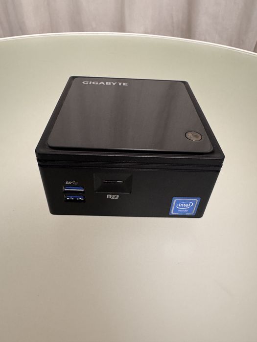 Mini PC Gigabyte BRIX GB-BACE-3000 4GB RAM SSD 240GB HDMI WiFi