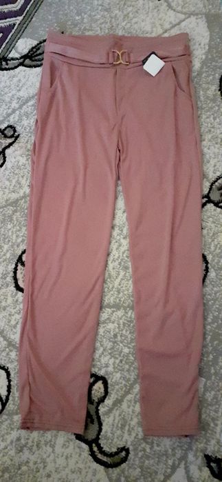 Лот дамски дрехи