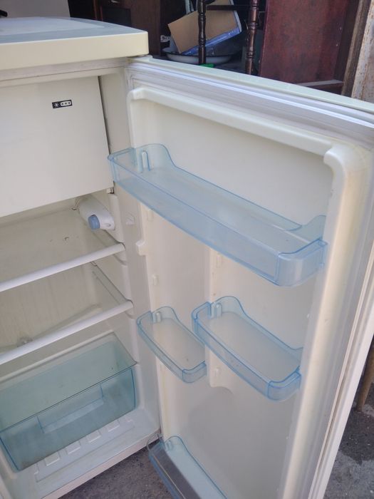 Холодильник Холодильник