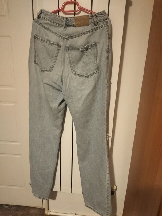 Blugi drepți rupți Vero Moda