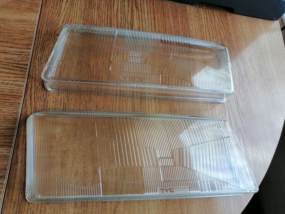 Стъкло фар Шкода Октавия Skoda Octavia 97 - 04 г. Стъкла фарове