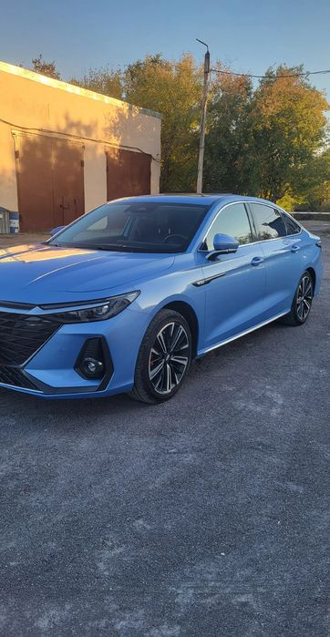 Продаётся Chery Arizzo 8
