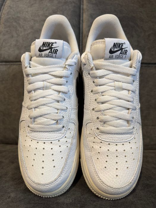Nike AIR FORCE 1 '07.