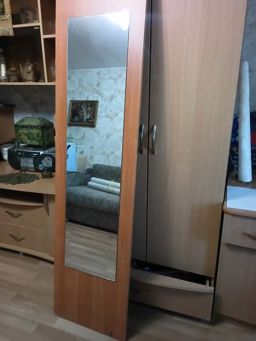 Два зеркала продам