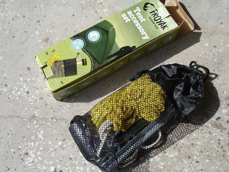 FROYAK - аксесоари за къмпинг, палатка, колчета, гумен чук, въже