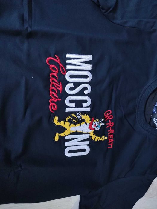 Moschino нова унисекс блуза с етикет Tony the tiger