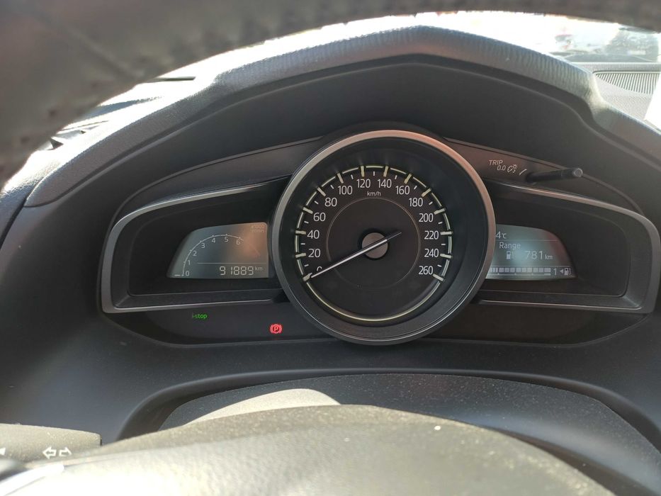 anunt auto vanzare mazda 3