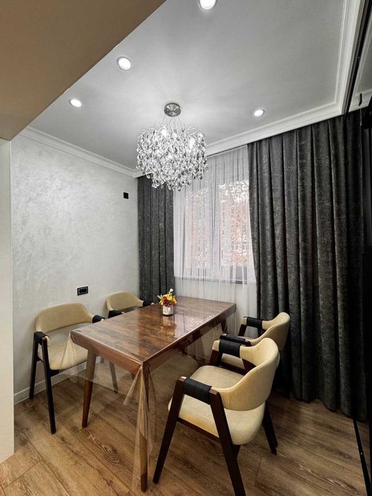 2х комнатная квартира на 3 этаже 66кв/м, в Самарканде