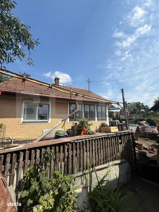 Casa 60 mp + Teren 2150 mp, zona Burdujeni