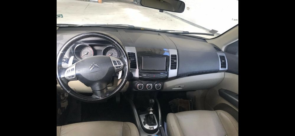 Продава се само на части Citroen C Crosser 2.2 hdi