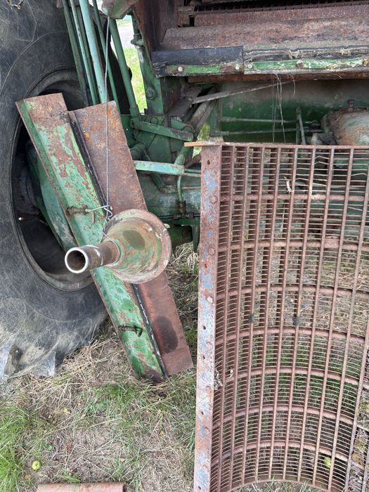 Combina john deere 630