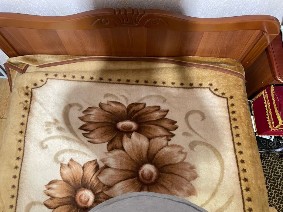 Спальный гарнитур