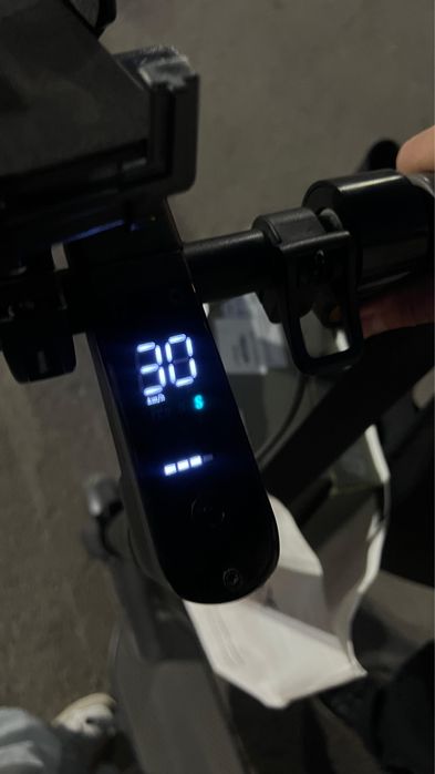 Продам Ninebot g30