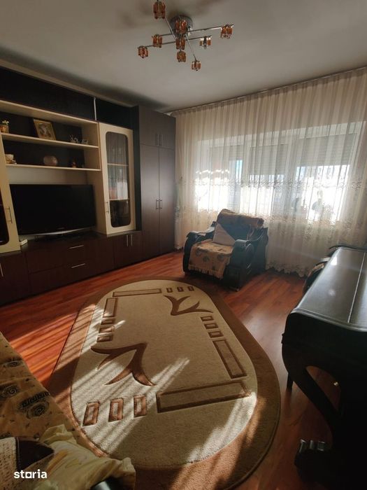 Apartament 3 camere, Târgoviște, Micro 4